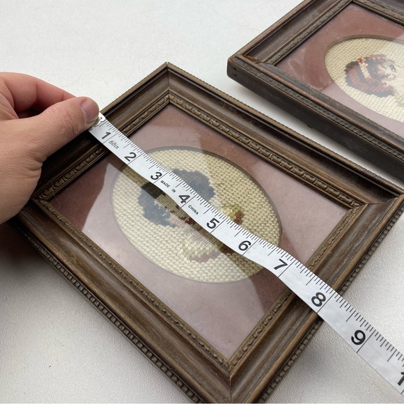 Vintage Two Older Framed Needlepoint Needle Point Of Women - Picture 5 of 6